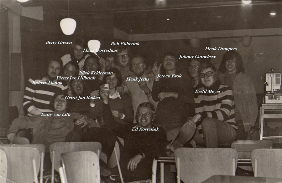 M3a Klassenfoto (deel) d.d. 23-12-1972 (niet allen aanwezig)